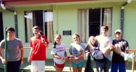 summer volunteer trips for high school students