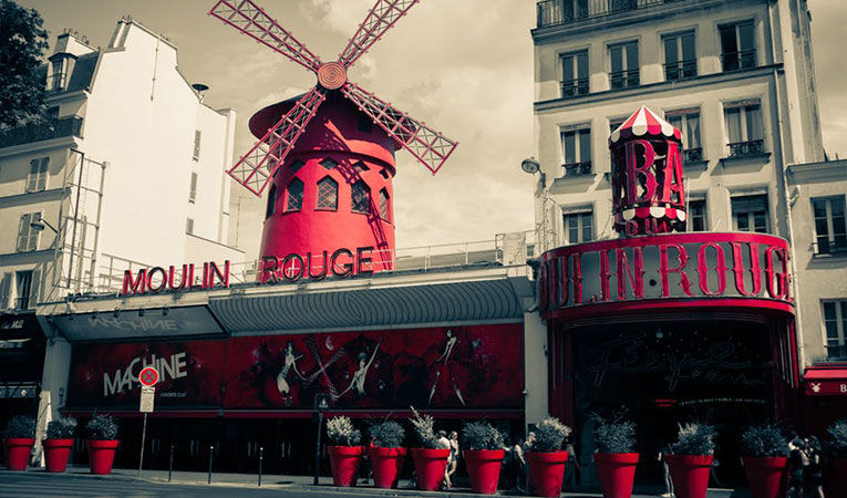 Moulin Rouge building