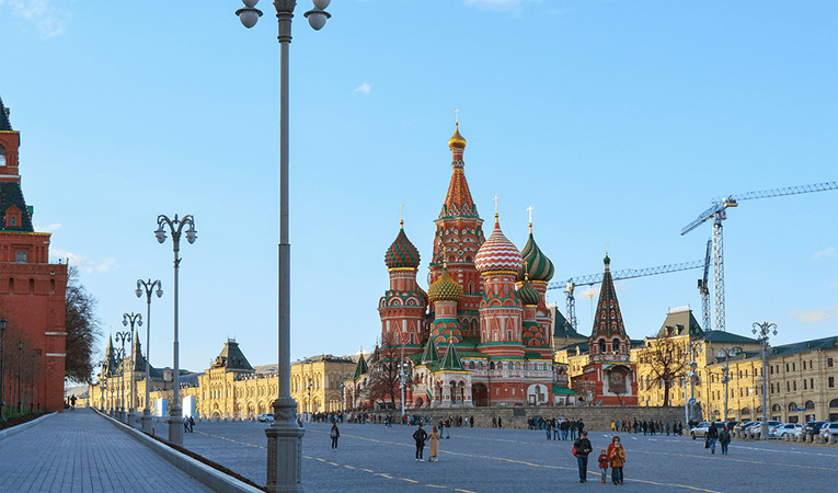 Strolling the red square during political internships abroad in Moscow, Russia