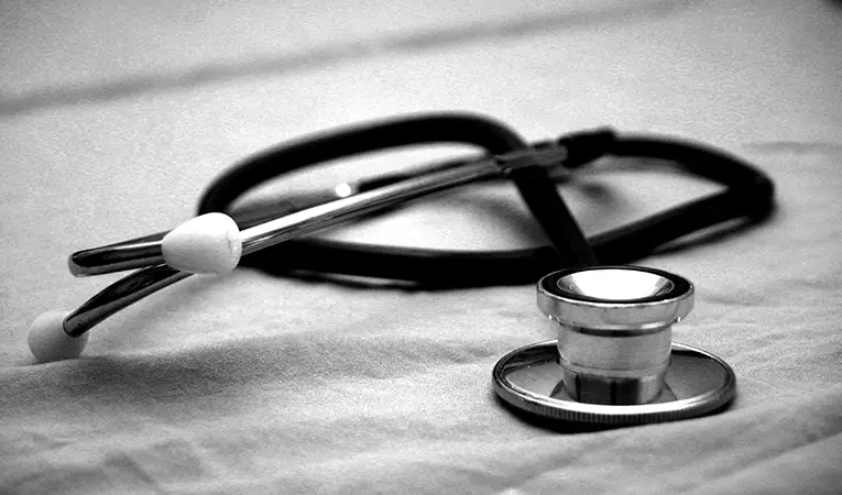 stethoscope in black and white