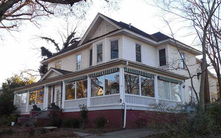 Bed and Breakfast, Guest house